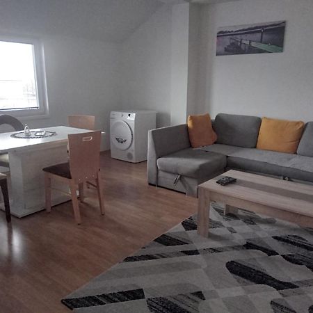 Flamanita Apartments 斯科普里 外观 照片