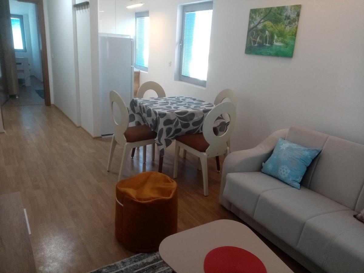 Flamanita Apartments 斯科普里 外观 照片